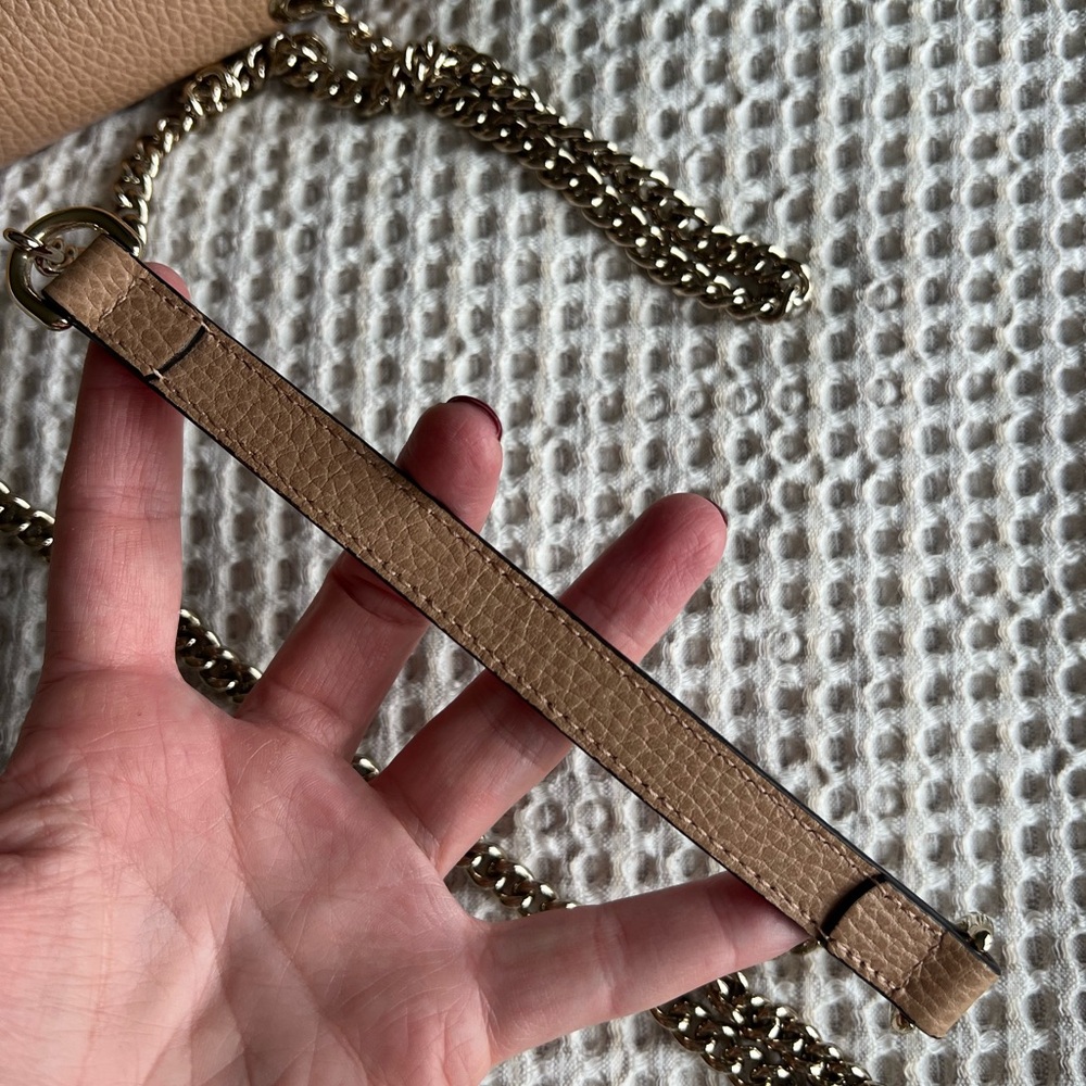 Gucci Crossbody/Shoulder Bag with Gold Chain - Picture 13 of 16
